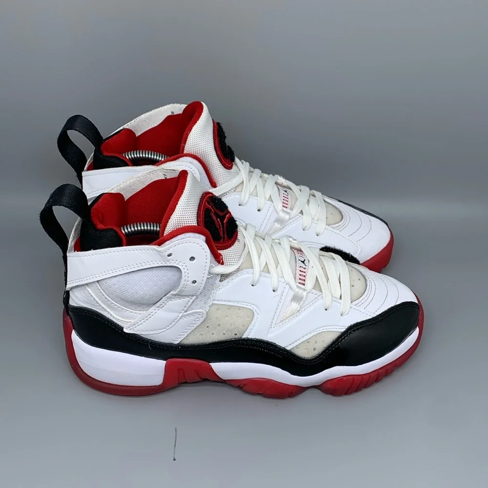 Jordan GS Jumpman Two Trey Basketball Shoes Men’s‎ Sz 6.5Y